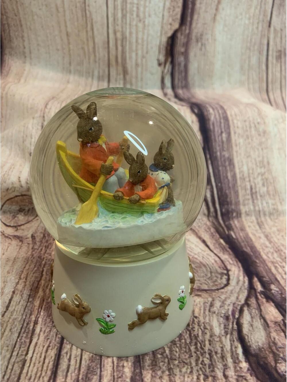 Royal Doulton Bunnykins  “Fun on the Water” Glitter Snow Globe Boat 2006